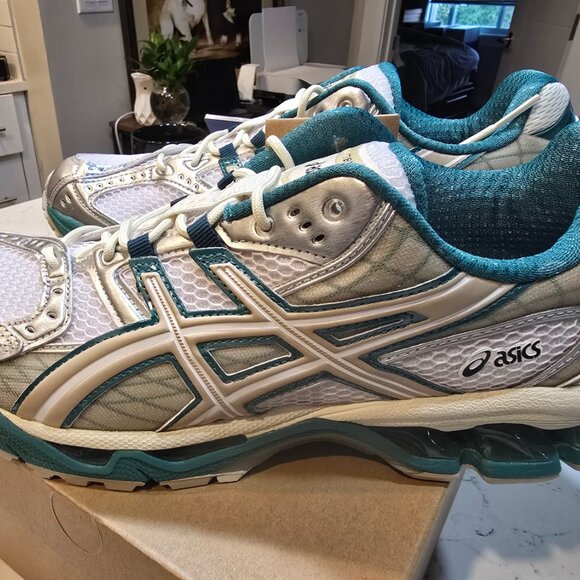Asics Sportstyle Gel-Nimbus 10.1 Rainy Lake Running Men Shoes 1203A543-102 SZ 10 - Picture 6 of 15